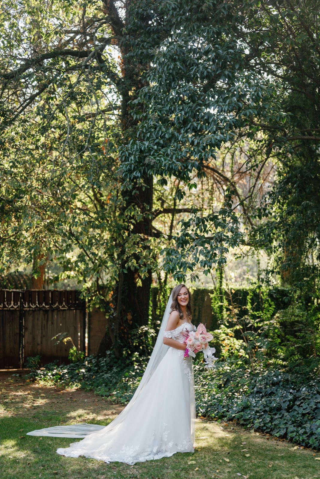 Willow Road wedding photograph 100