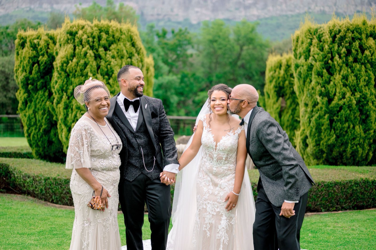 Willow Road wedding photograph 127